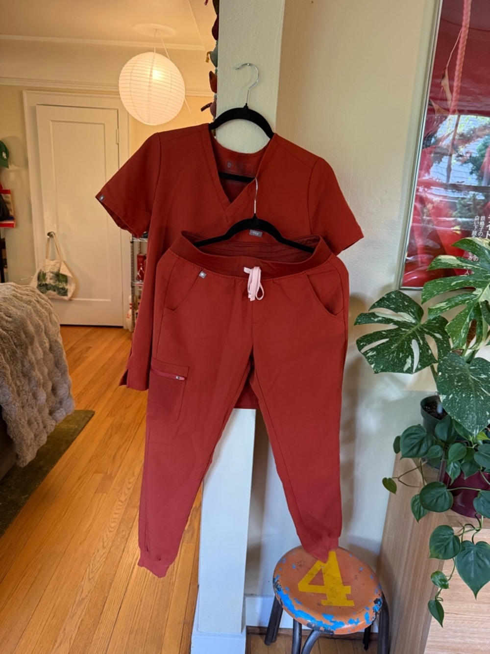 Orange Figs Women's Scrub Top and Pants Set